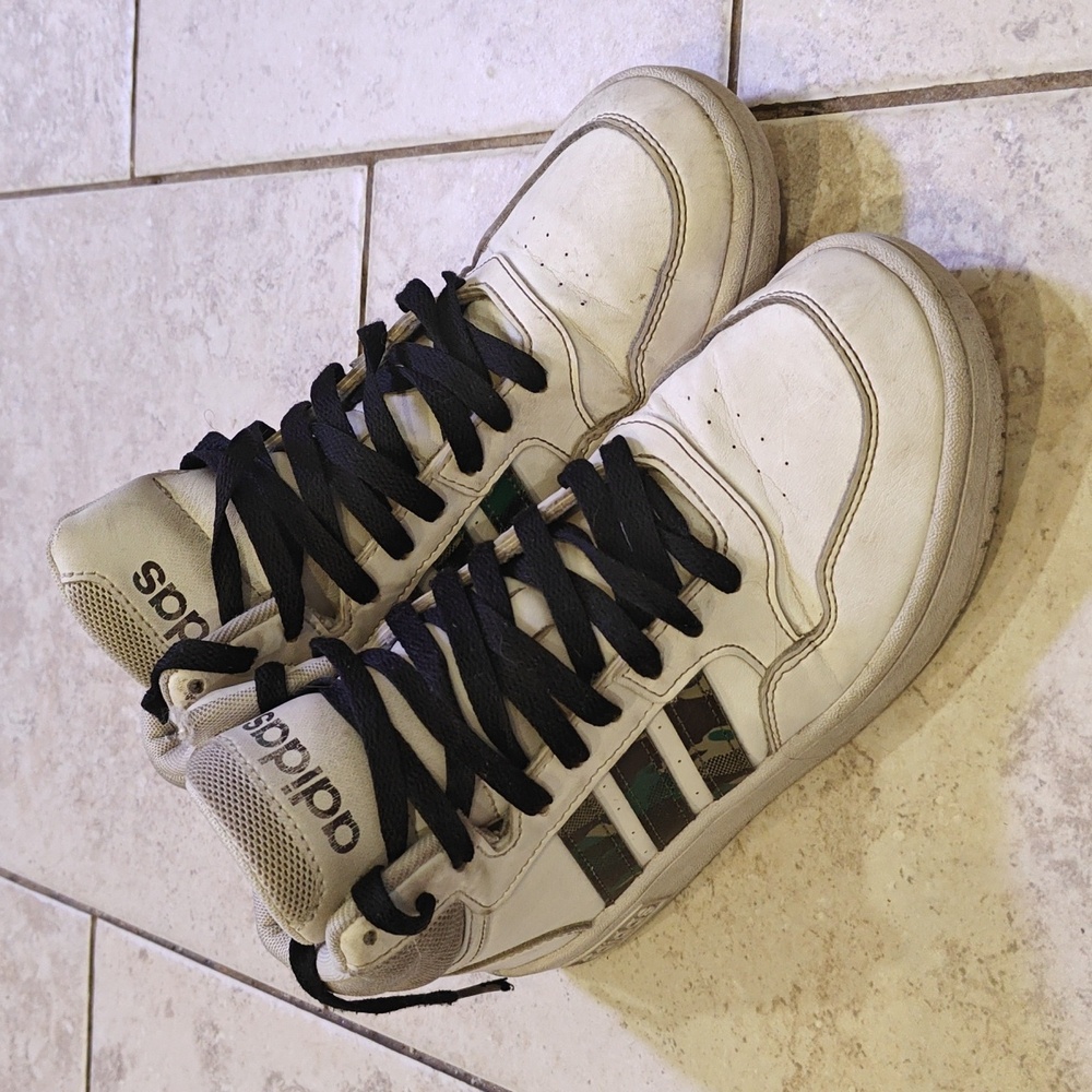 Adidas kids basketball hi top sneakers white camo 4